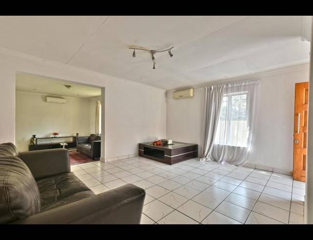 3 BEDROOM HOUSE FOR SALE IN RANDPARK RIDGE